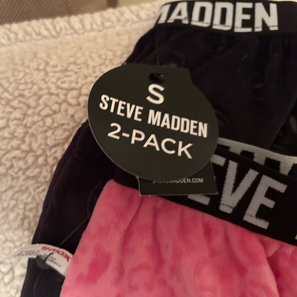 Steve Madden Black and Pink Lounge Shorts set of 2 , comfy soft from wst -hm 11” - Picture 6 of 6